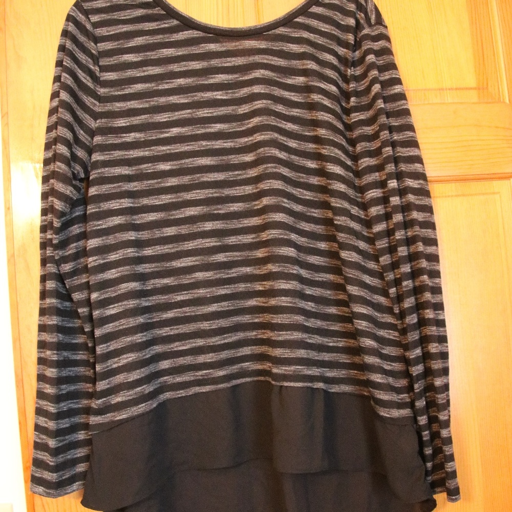 women's top